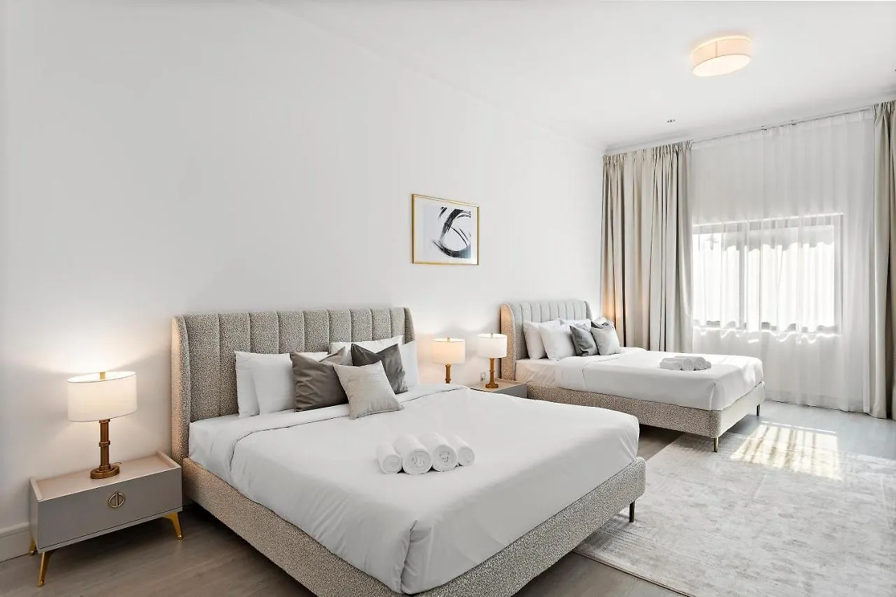 Luxury 4Br Townhouse Palm Jumeirah Dubai